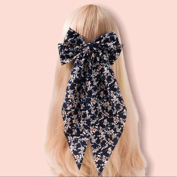 Fashion Jewelry & Hair Accessories Bundle - Picture 6 of 8